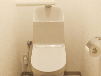 トイレリフォーム １日で一新した清潔感のあるトイレ